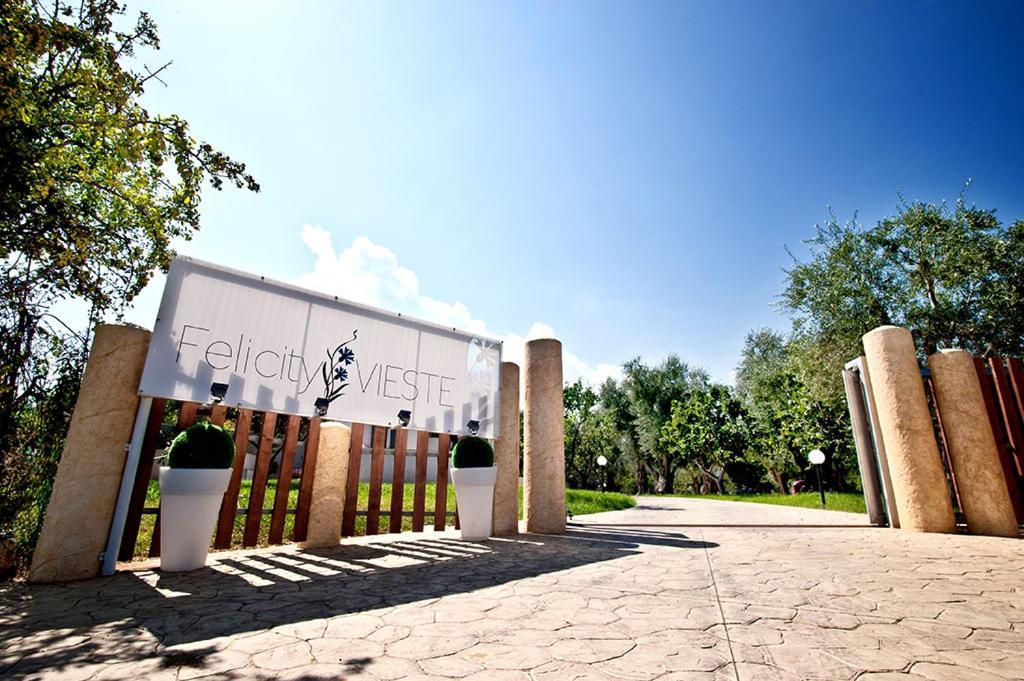 Felicity Vieste Exterior photo